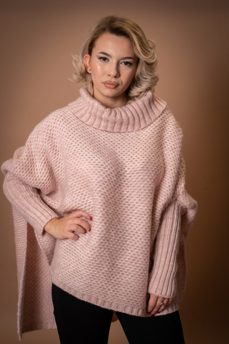 Pulover tricotat roz cu guler [3]