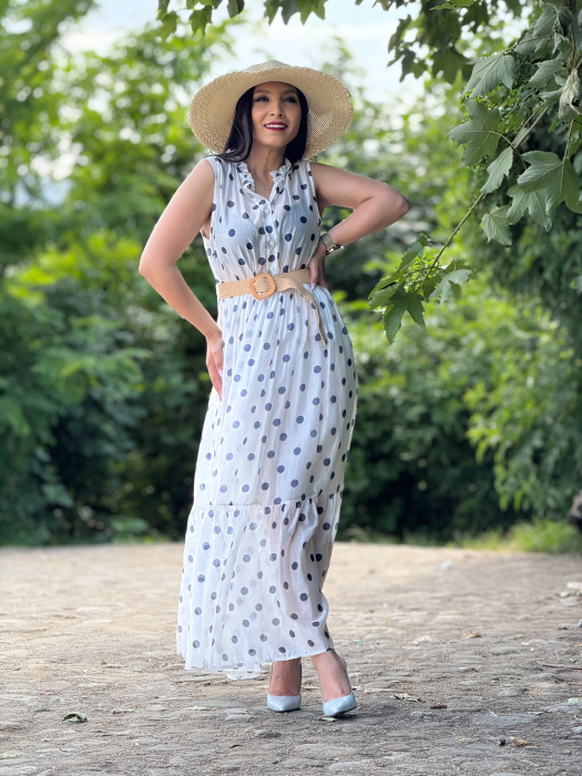Rochie alba cu buline albastre [2]