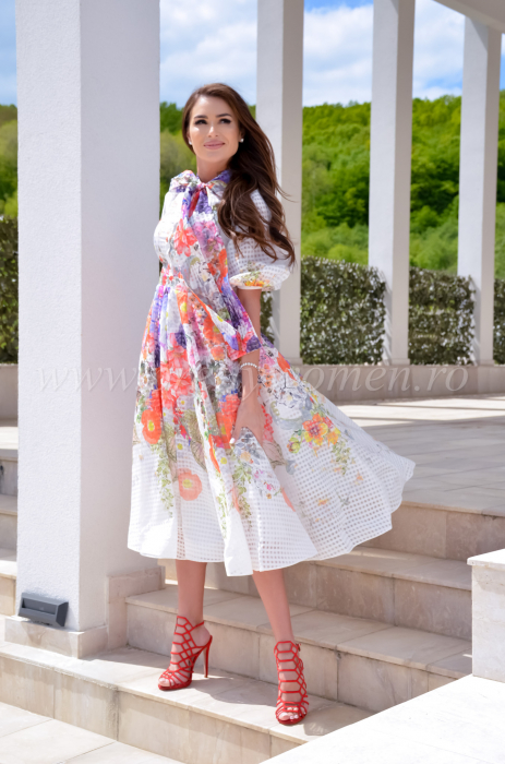 Rochie alba cu imprimeu floral si funda la gat [4]