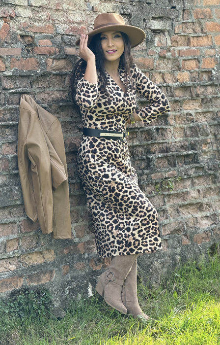 Rochie animal print cu anchior si curea in talie [6]