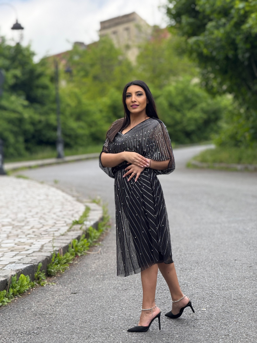 Rochie cu anchior si pietricele aplicate [5]