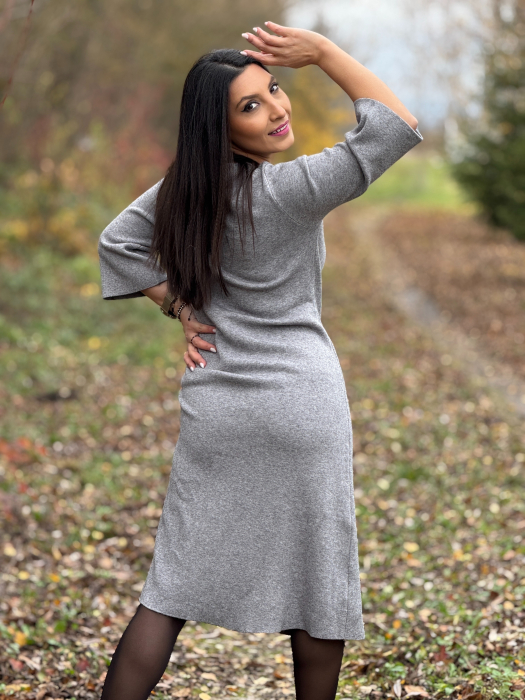 Rochie cu brosa floare [4]