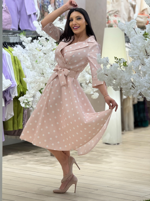 Rochie cu buline in clos [3]