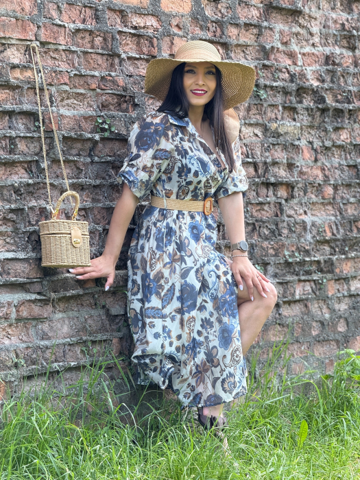 Rochie cu imprimeu floral albastru si curea in talie [6]