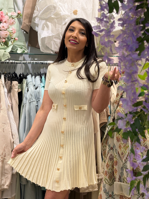 Rochie cu nasturi aurii si buzunare decorative elegante [5]