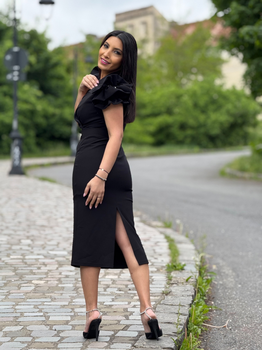 Rochie cu pietricele in talie [8]