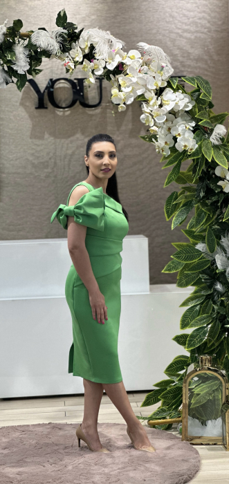 Rochie din neopren pe un umar [2]