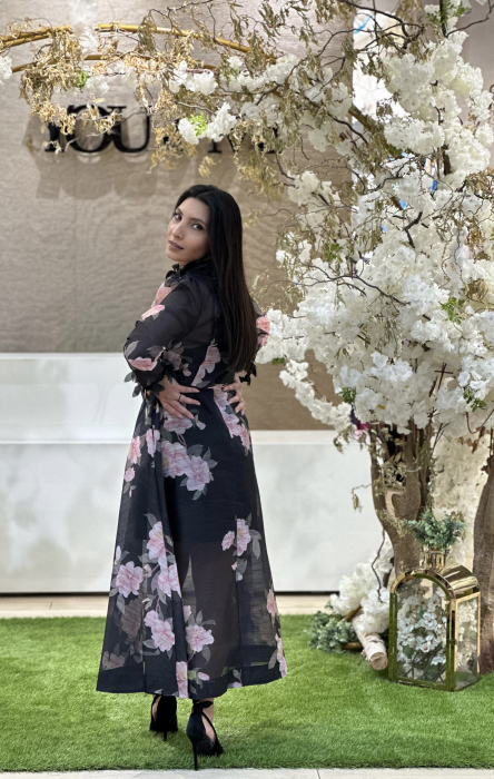 Rochie din organza cu floricele aplicate [2]