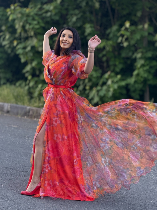 Rochie din tulle colorata [4]