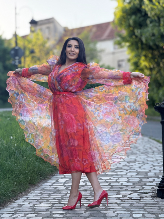 Rochie din tulle pe fond portocaliu [3]