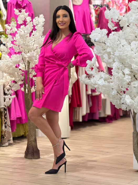 Rochie eleganta cu croiala petrecuta [4]