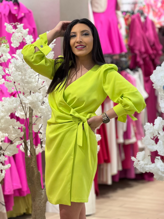 Rochie eleganta cu croiala petrecuta [2]