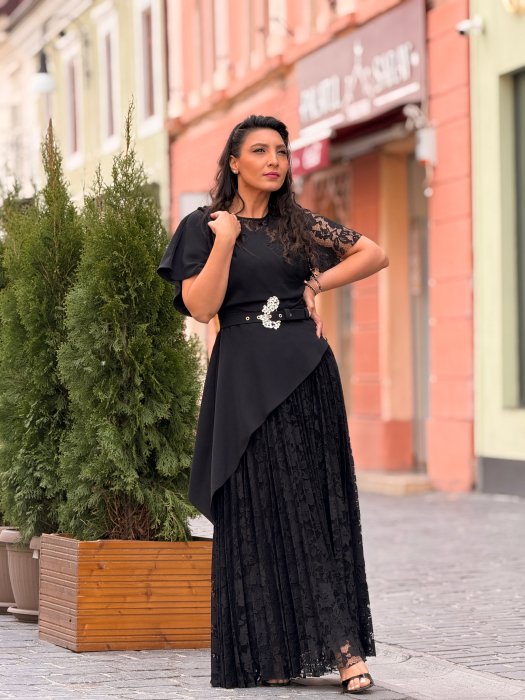 Rochie eleganta cu design asimetric si dantela [5]