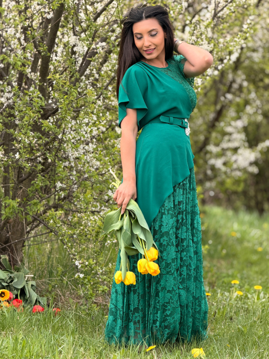 Rochie eleganta cu design asimetric si dantela [4]