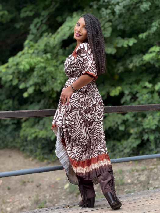 Rochie eleganta in V cu print zebra [5]