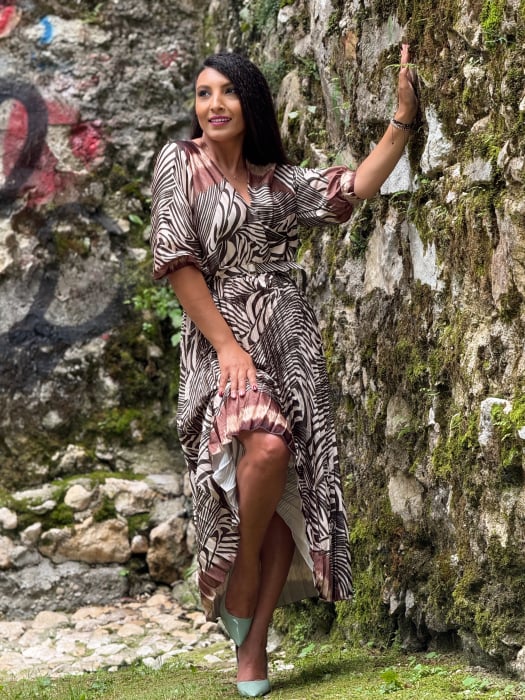 Rochie eleganta in V cu print zebra [2]