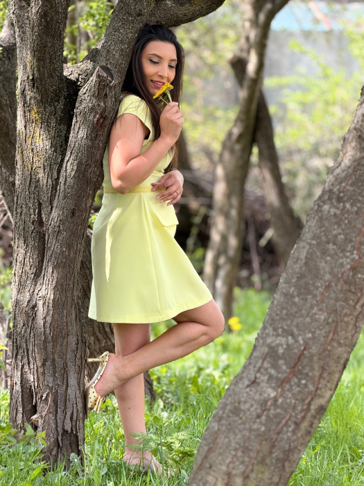 Rochie galbena cu curea in talie [4]