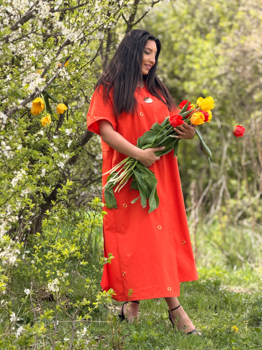 Rochie lejera cu aplicatii metalice decorative [2]