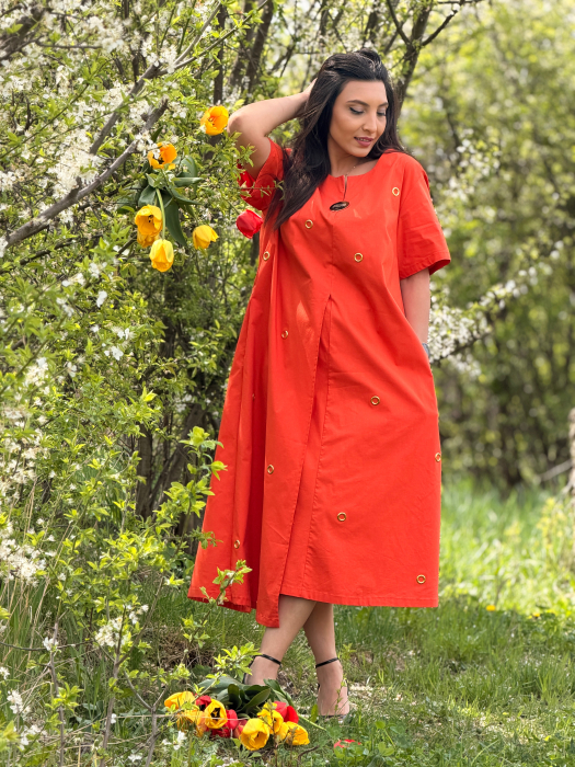 Rochie lejera cu aplicatii metalice decorative [5]