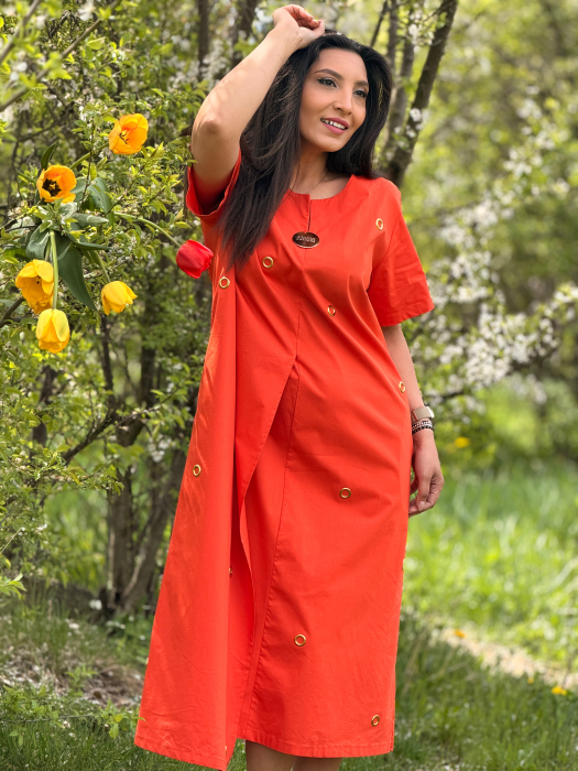 Rochie lejera cu aplicatii metalice decorative [8]