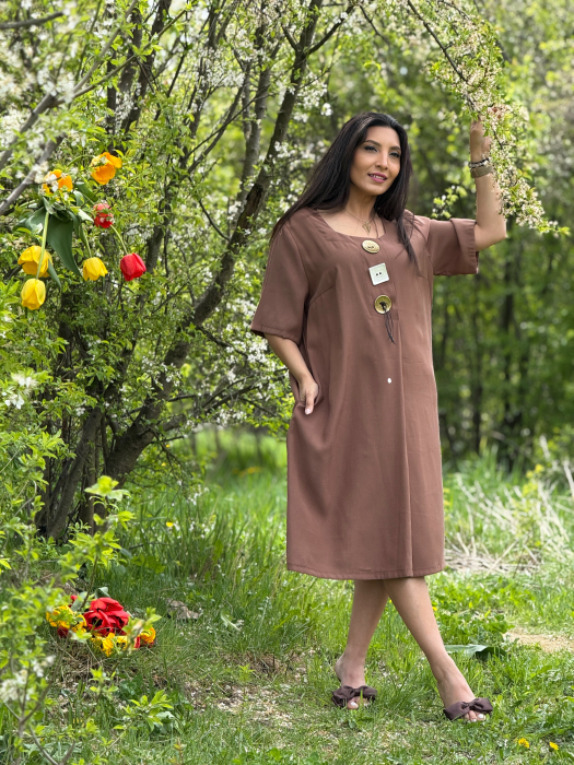 Rochie lejera cu nasturi decorativi [2]