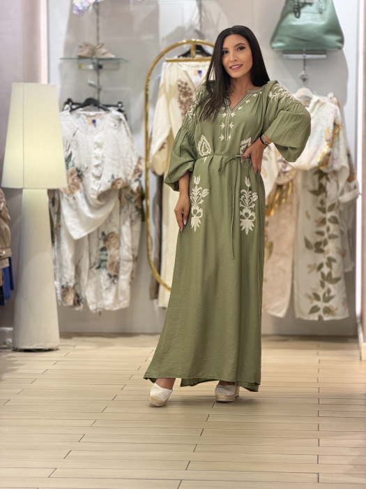 Rochie lunga cu broderie florala alba si snur in talie [5]