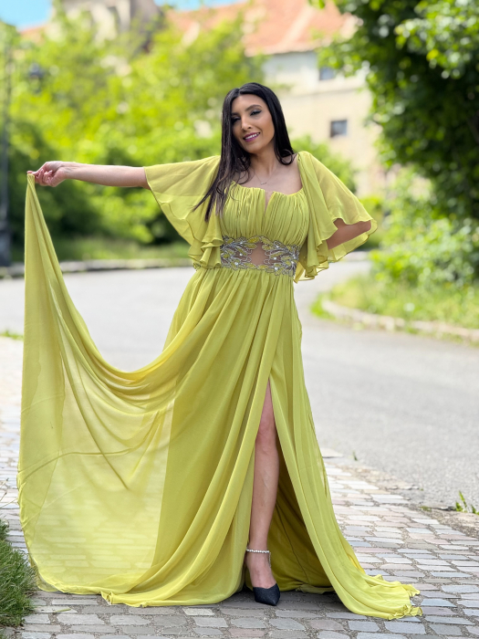 Rochie lunga cu detaliu in talie [2]