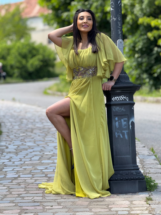 Rochie lunga cu detaliu in talie [7]