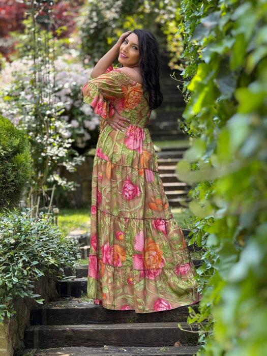 Rochie lunga cu umeri goi si imprimeu floral [5]