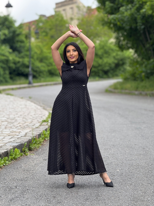 Rochie lunga eleganta cu dungi si transparente [3]