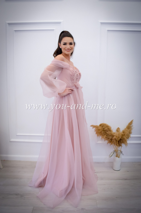 Rochie lunga roz din tull cu broderie [8]