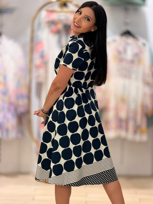 Rochie midi bleumarin cu imprimeu geometric si guler tip camasa [4]