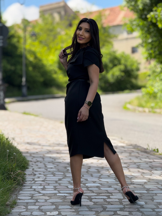 Rochie neagra cu funda [5]