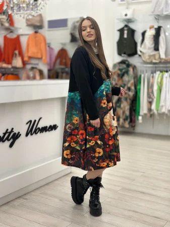 Rochie neagra lunga cu imprimeu fata cu flori [2]