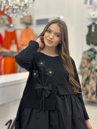 Rochie neagra lunga cu imprimeu flori si fundita [3]