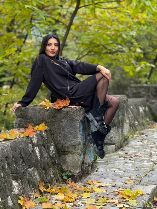 Rochie oversize cu fermoar decorativ si imprimeu diamant [6]