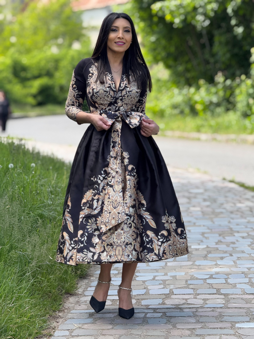 Rochie petrecuta cu detaliu floral [2]