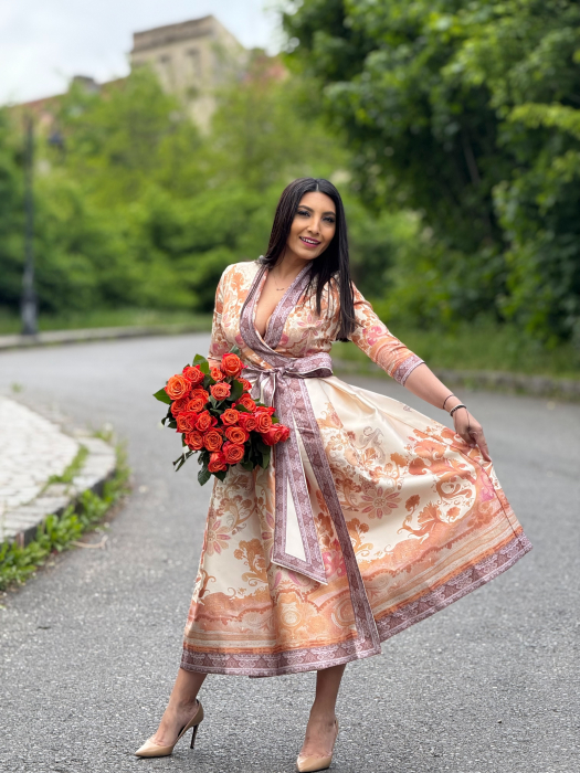 Rochie petrecuta cu portocaliu si mov [3]