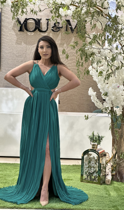 Rochie plisata cu decupaj [3]