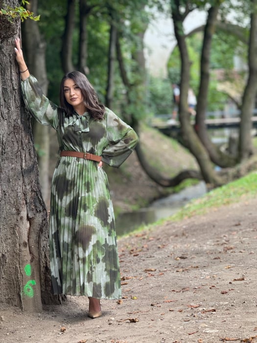 Rochie plisata verde si curea in talie [2]