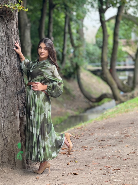 Rochie plisata verde si curea in talie [3]