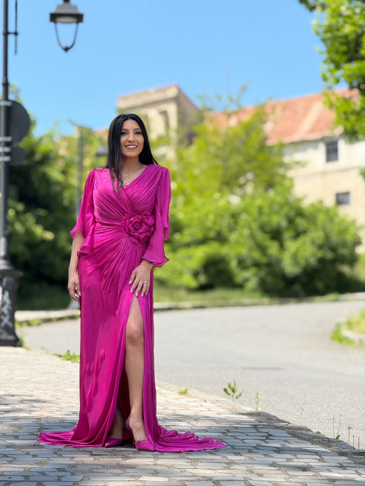 Rochie roz cu floare [5]