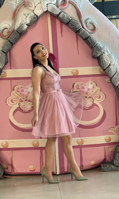 Rochie roz din tulle si funda in talie [5]