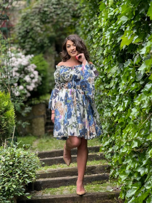 Rochie scurta cu elastic si imprimeu flori albastre [2]