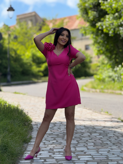 Rochie scurta cu floare in piept [2]
