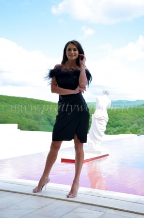 Rochie scurta cu pene [4]