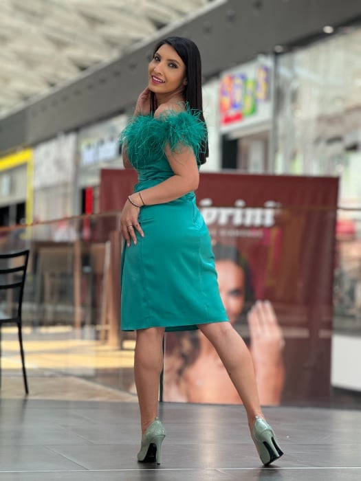 Rochie scurta cu pene [4]