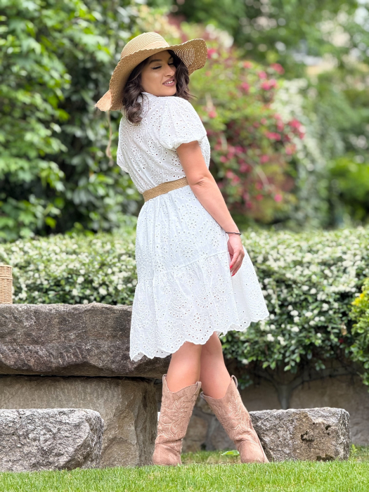 Rochie scurta din broderie cu nasturi si cordon [3]