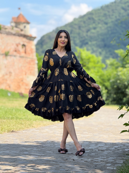 Rochie scurta neagra cu imprimeu auriu [3]