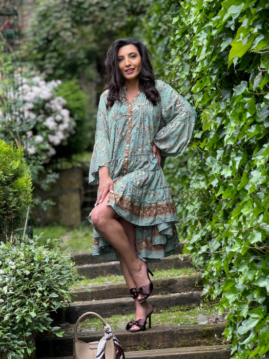 Rochie vaporoasa cu anchior si detalii aurii [2]